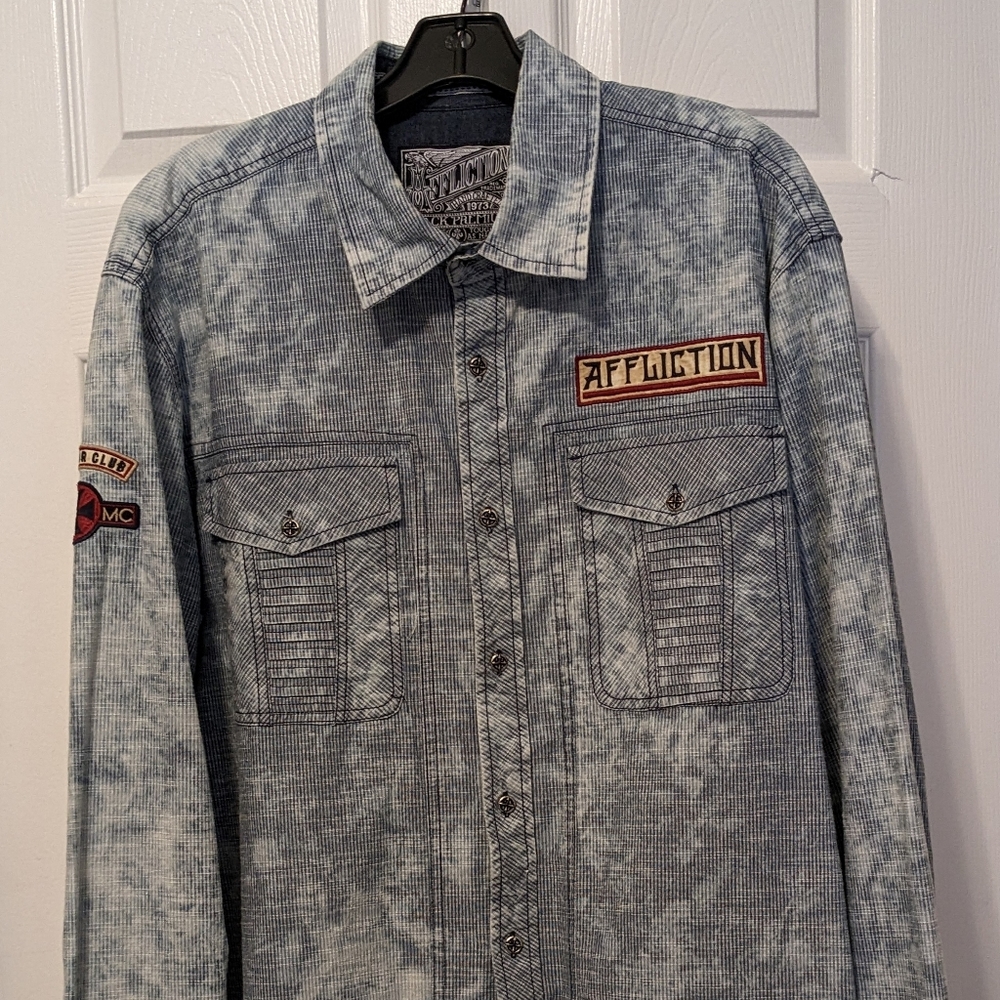 Men's XL Affliction long sleeve button up shirt. Denim blue.